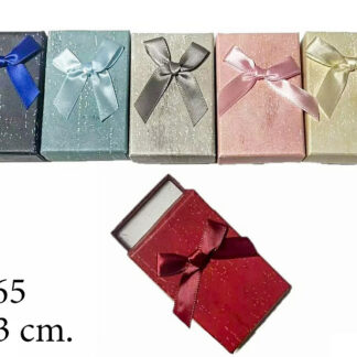 Pudełko ozdobne 1565 – (długość x szerokość x głębokość) 8 cm. x 5 cm. x 3,5 cm. – op. zbiorcze 24 szt